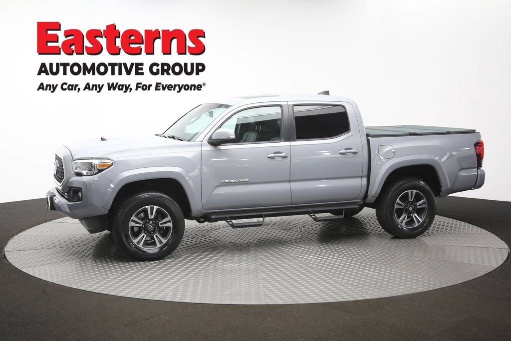 Used 2018 Toyota Tacoma TRD Sport AWD/4WD image 61