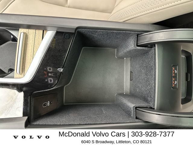 Used 2026 Volvo XC60 B5 Plus w/ Climate Package AWD/4WD image 21