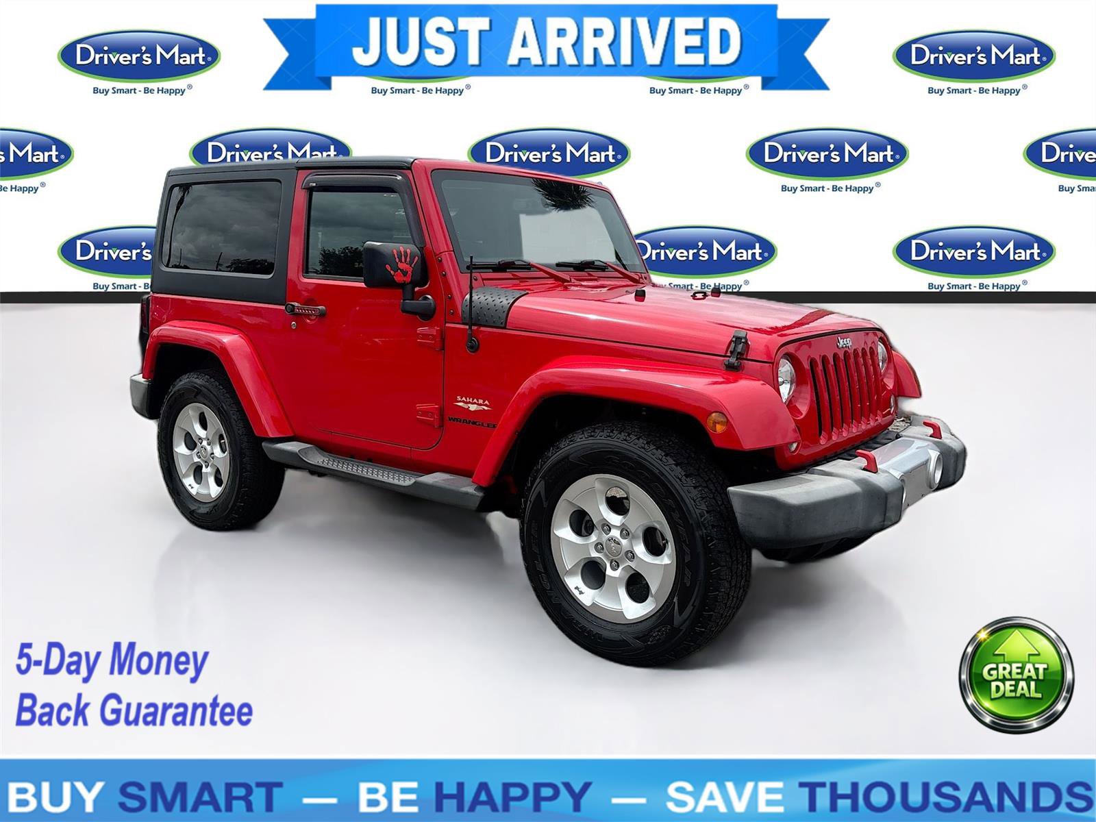 Used 2015 Jeep Wrangler Sahara w/ Connectivity Group AWD/4WD image 1