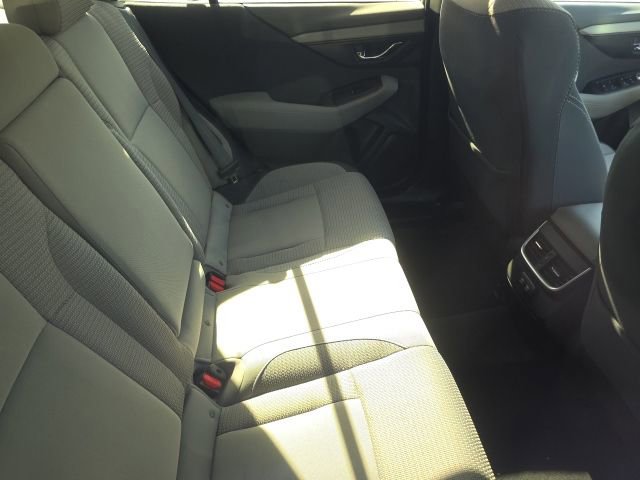 Used 2022 Subaru Outback Premium AWD/4WD image 5