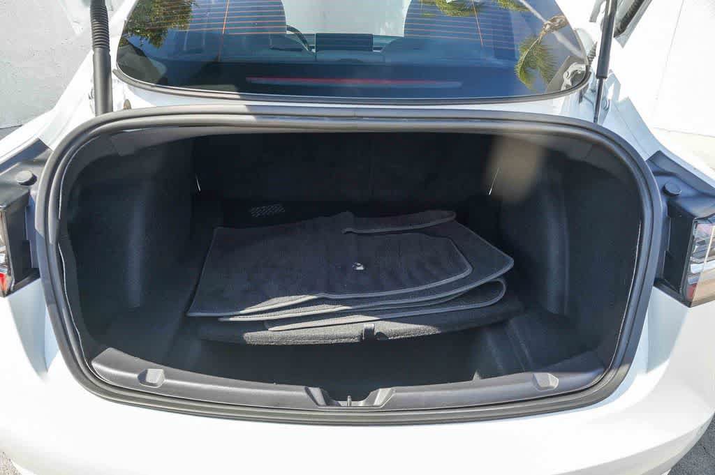 Used 2022 Tesla Model 3 Long Range AWD/4WD image 29