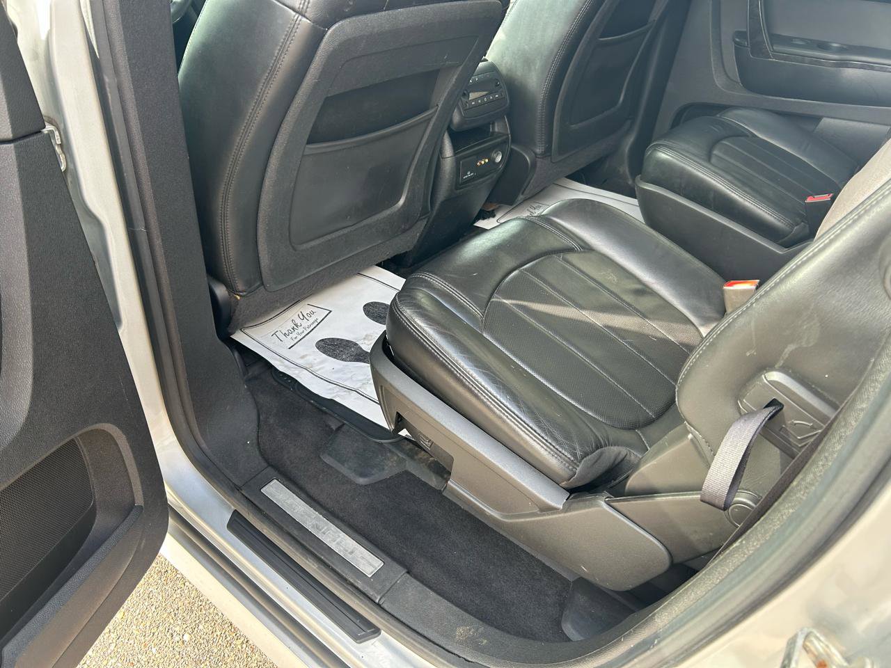 Used 2011 GMC Acadia Denali image 9