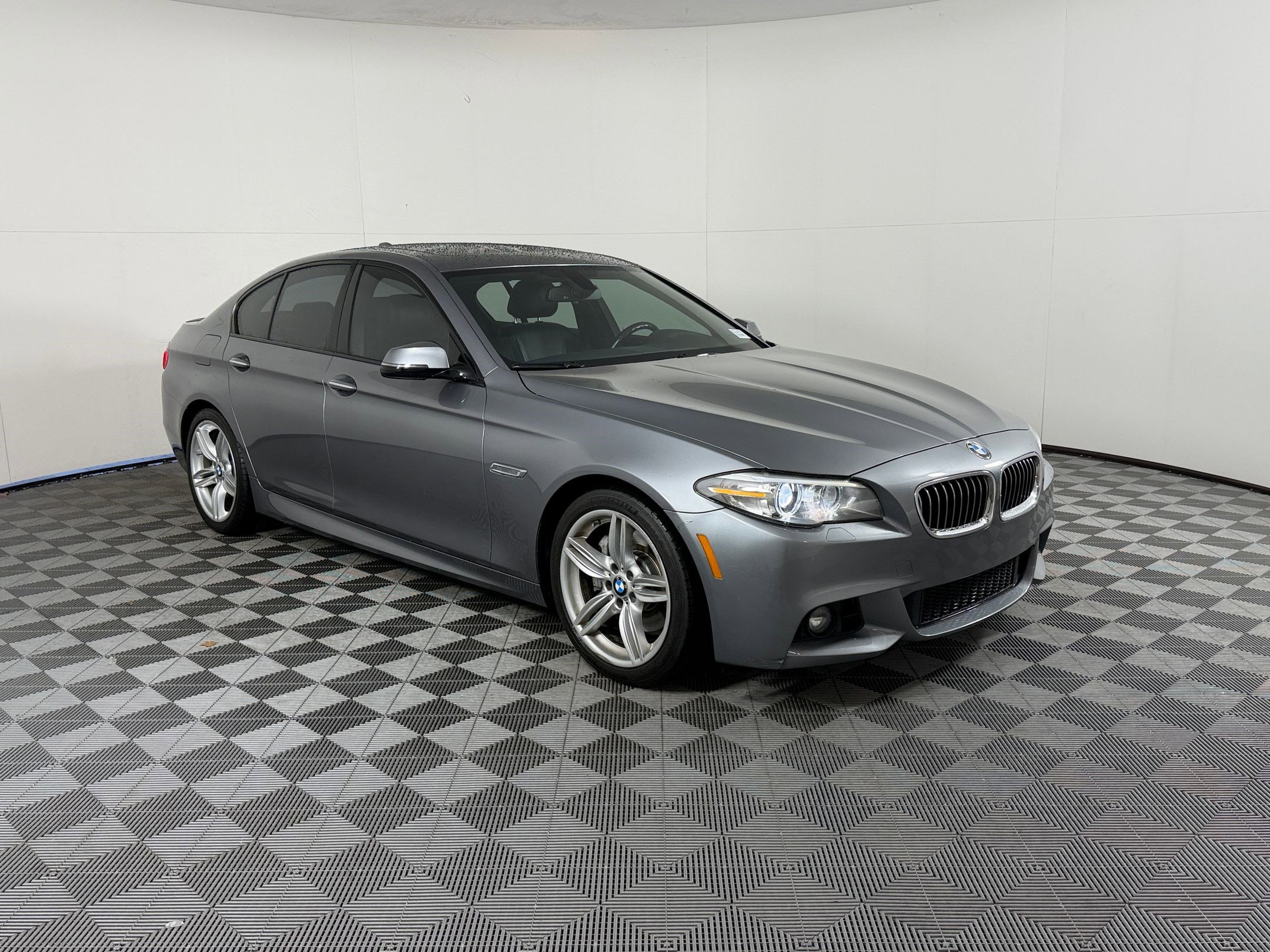 Used 2016 BMW 535i Sedan RWD image 7