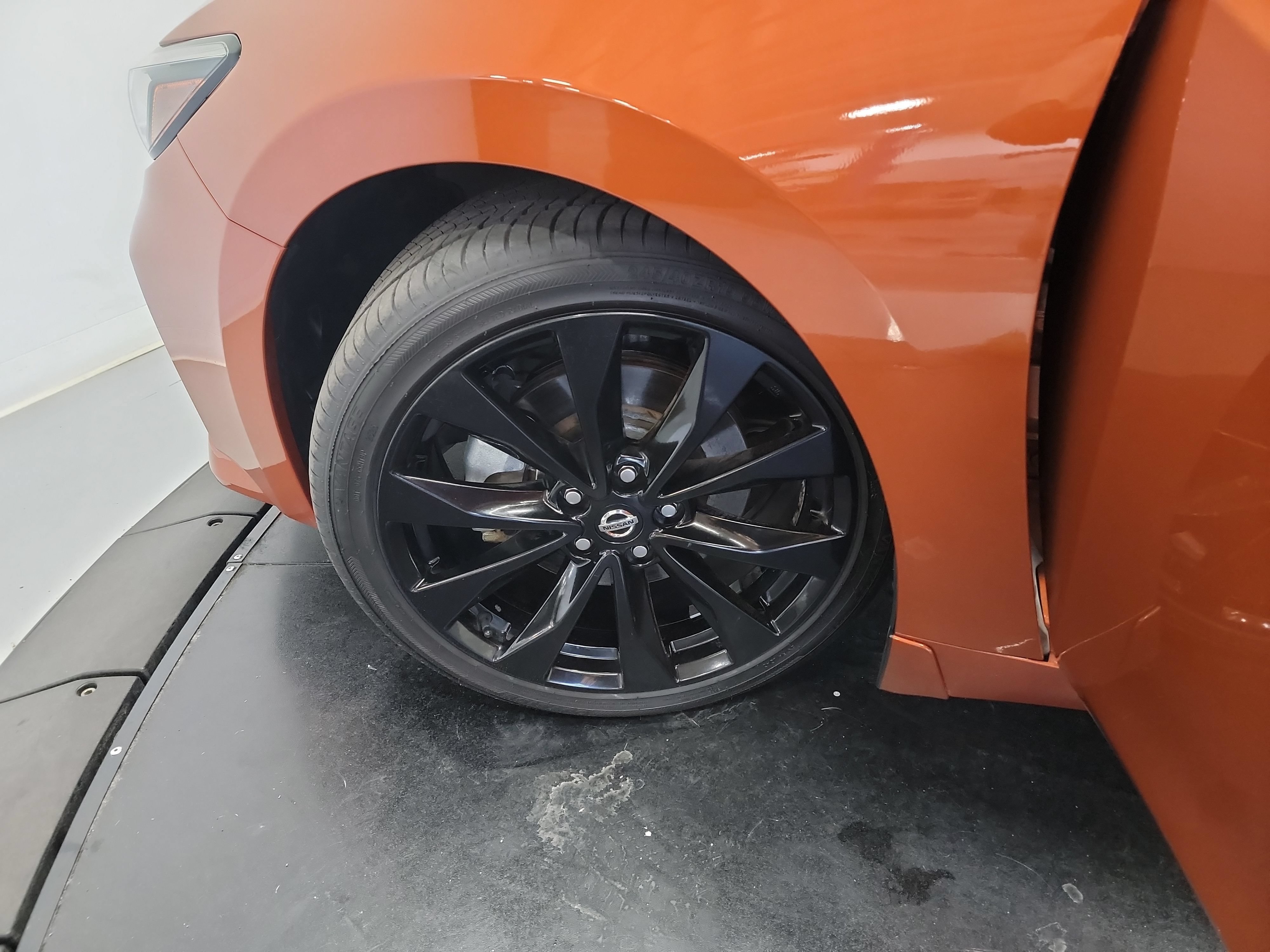Used 2021 Nissan Maxima SR w/ Sport Mat Group FWD image 30