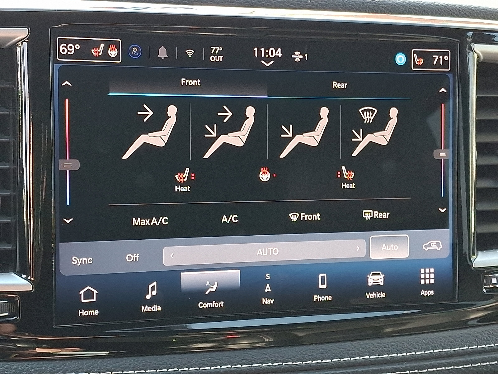 Used 2024 Chrysler Pacifica Limited FWD image 18