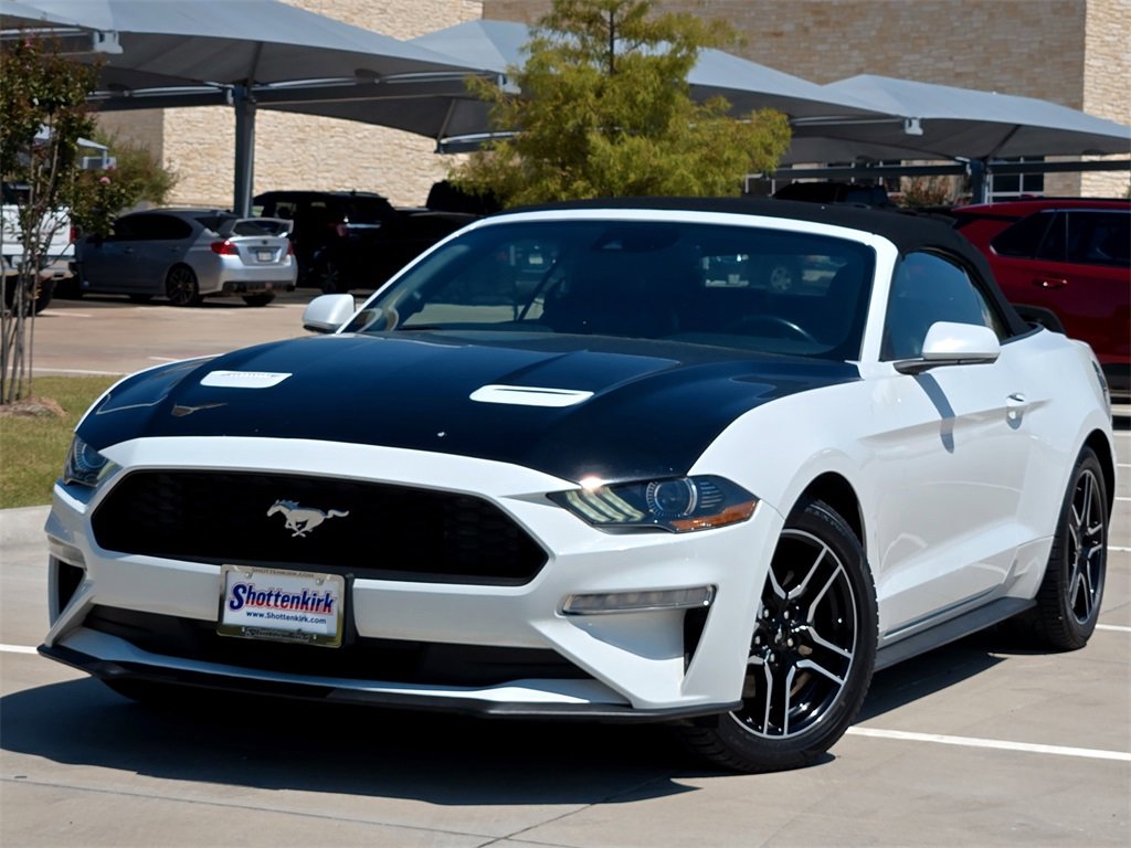 Used 2022 Ford Mustang Premium image 2