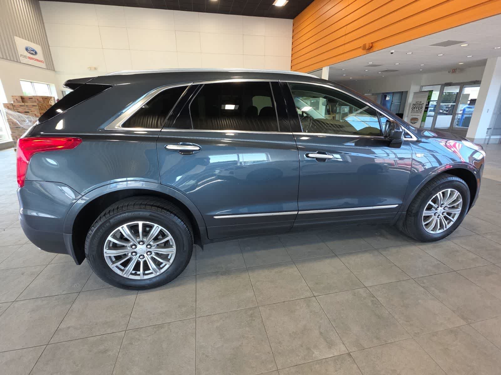 Used 2019 Cadillac XT5 Luxury FWD image 6