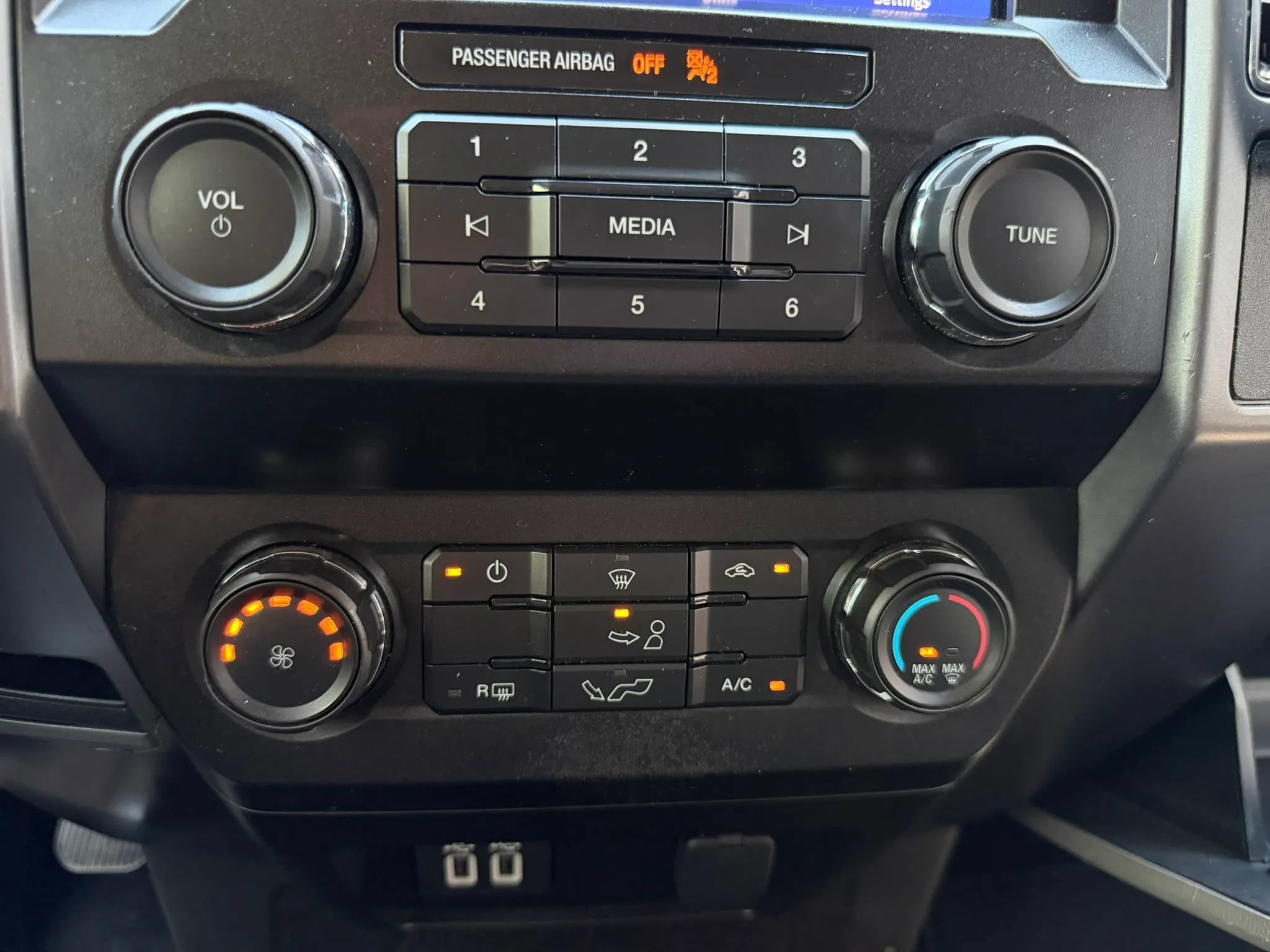Used 2020 Ford F150 XLT w/ Equipment Group 301A Mid RWD image 30