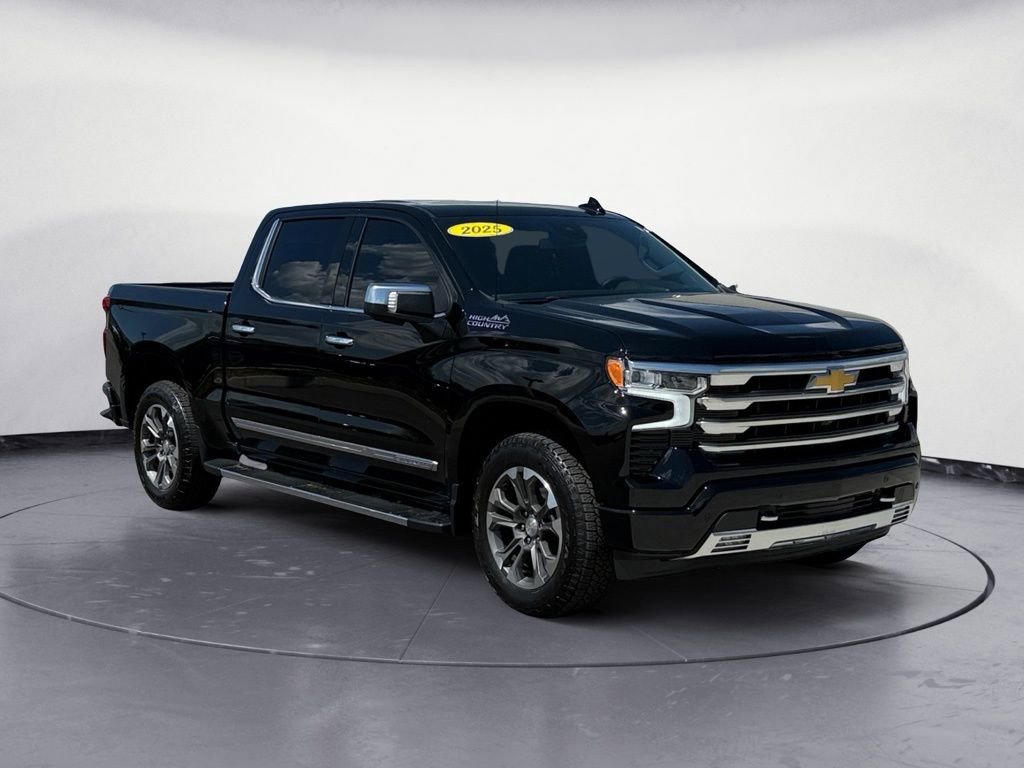 Used 2025 Chevrolet Silverado 1500 High Country w/ Z71 Off-Road Package AWD/4WD image 7