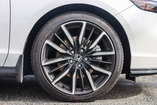 Used 2023 Honda Accord Touring image 10