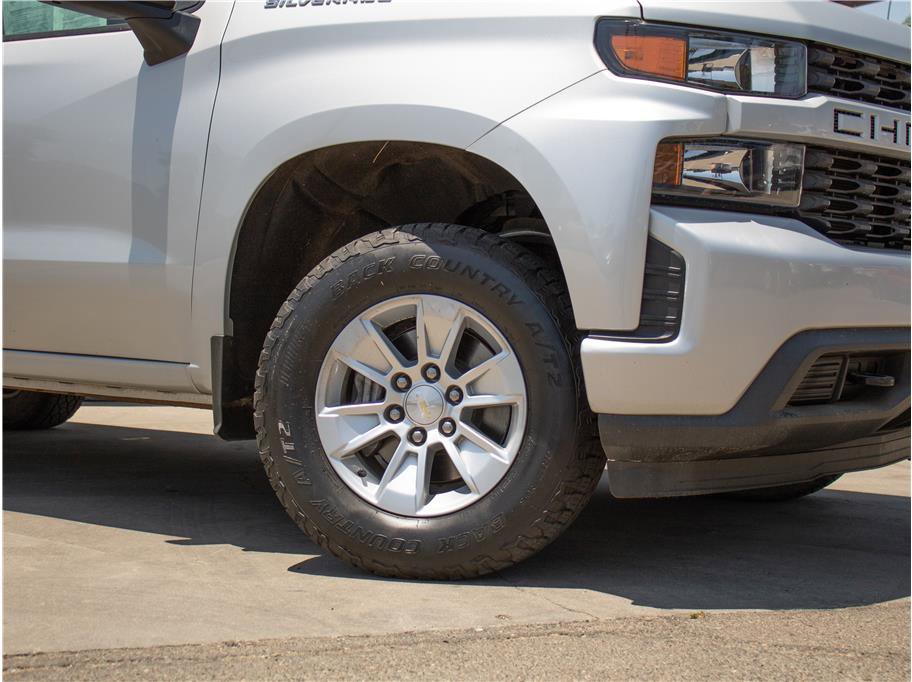 Used 2022 Chevrolet Silverado 1500 Custom image 6