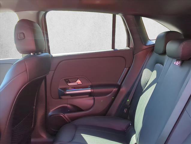 Used 2022 Mercedes-Benz GLA 250 w/ Premium Package Lite image 18