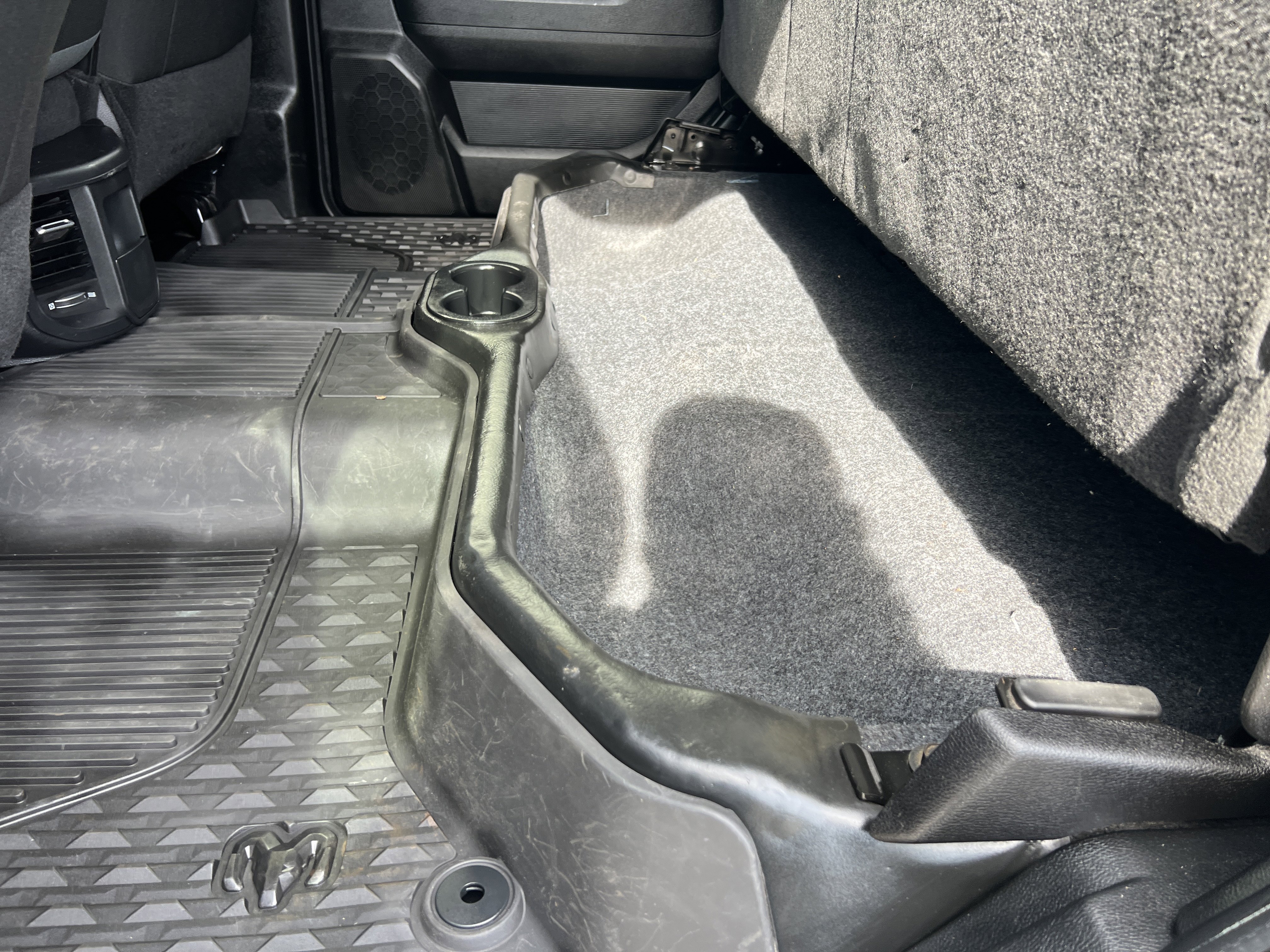 Used 2024 RAM 4500 SLT w/ Quick Order Package 2YG SLT image 14