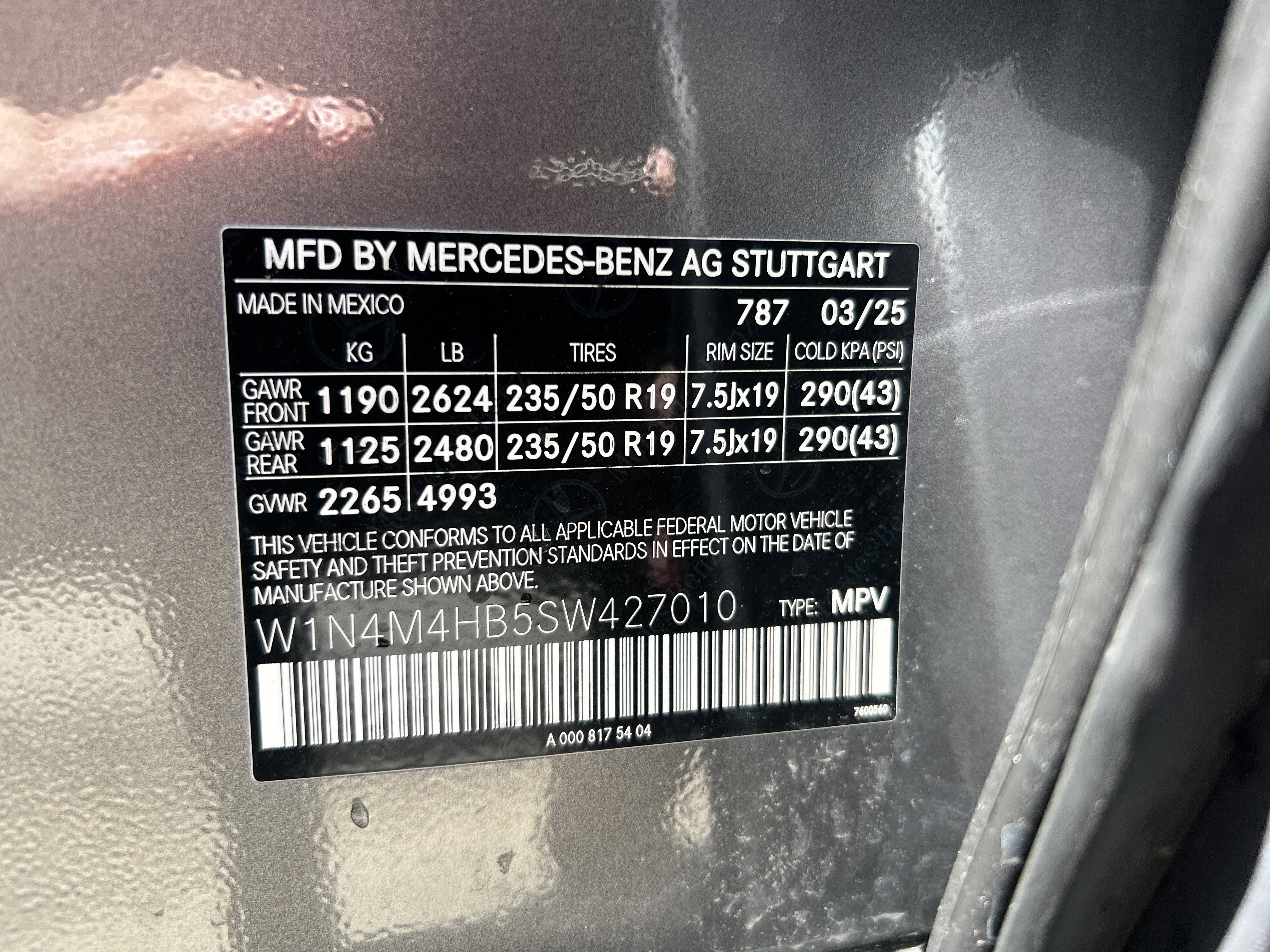 Used 2025 Mercedes-Benz GLB 250 250 image 37