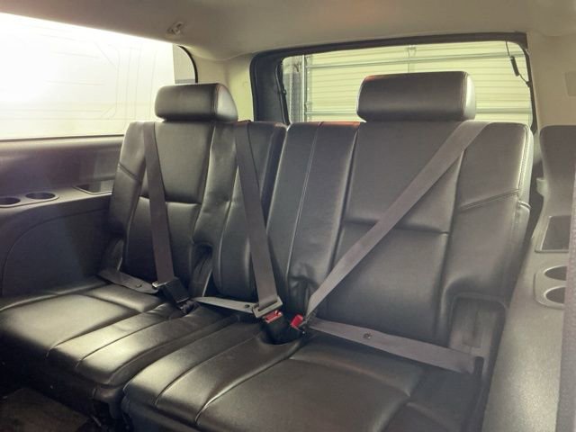 Used 2012 Chevrolet Suburban LTZ AWD/4WD image 27