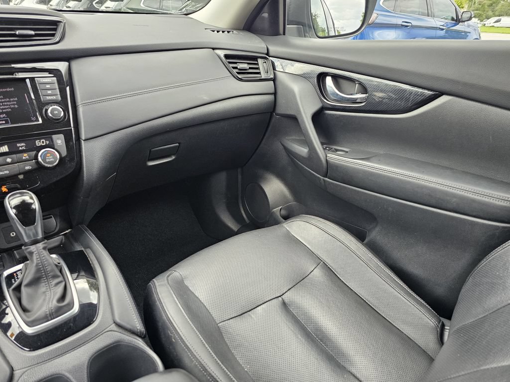 Used 2020 Nissan Rogue SL w/ Premium Package FWD image 15