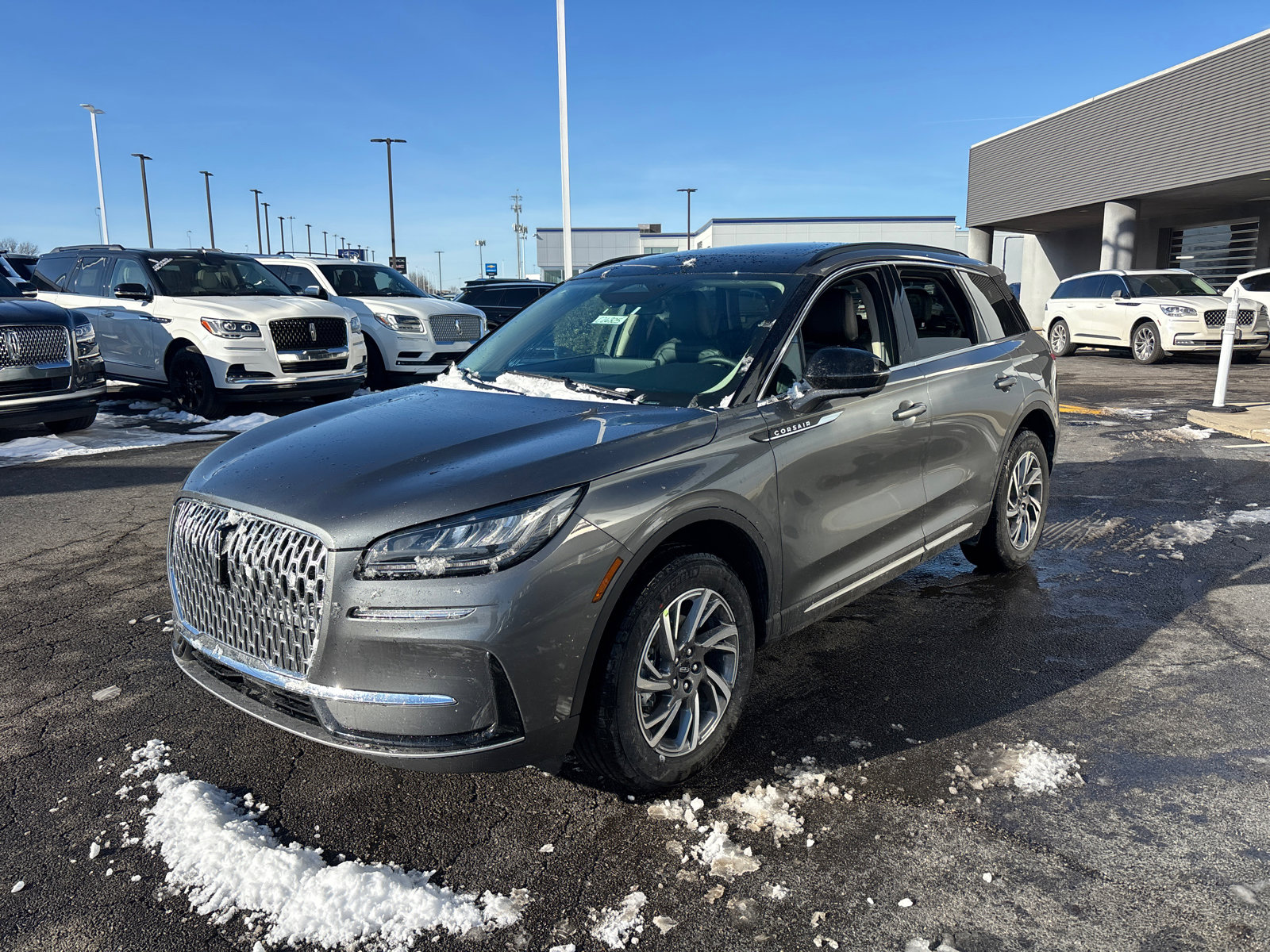 New 2026 Lincoln Corsair Premiere image 3