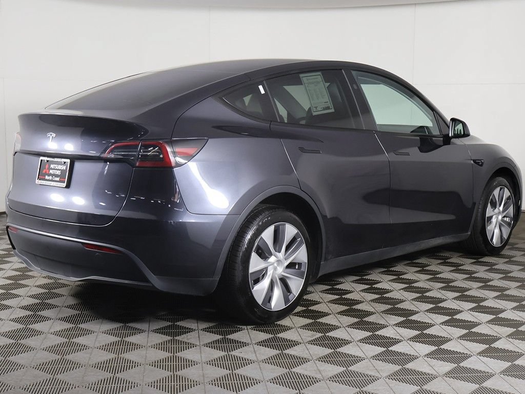 Used 2024 Tesla Model Y Long Range AWD/4WD image 14