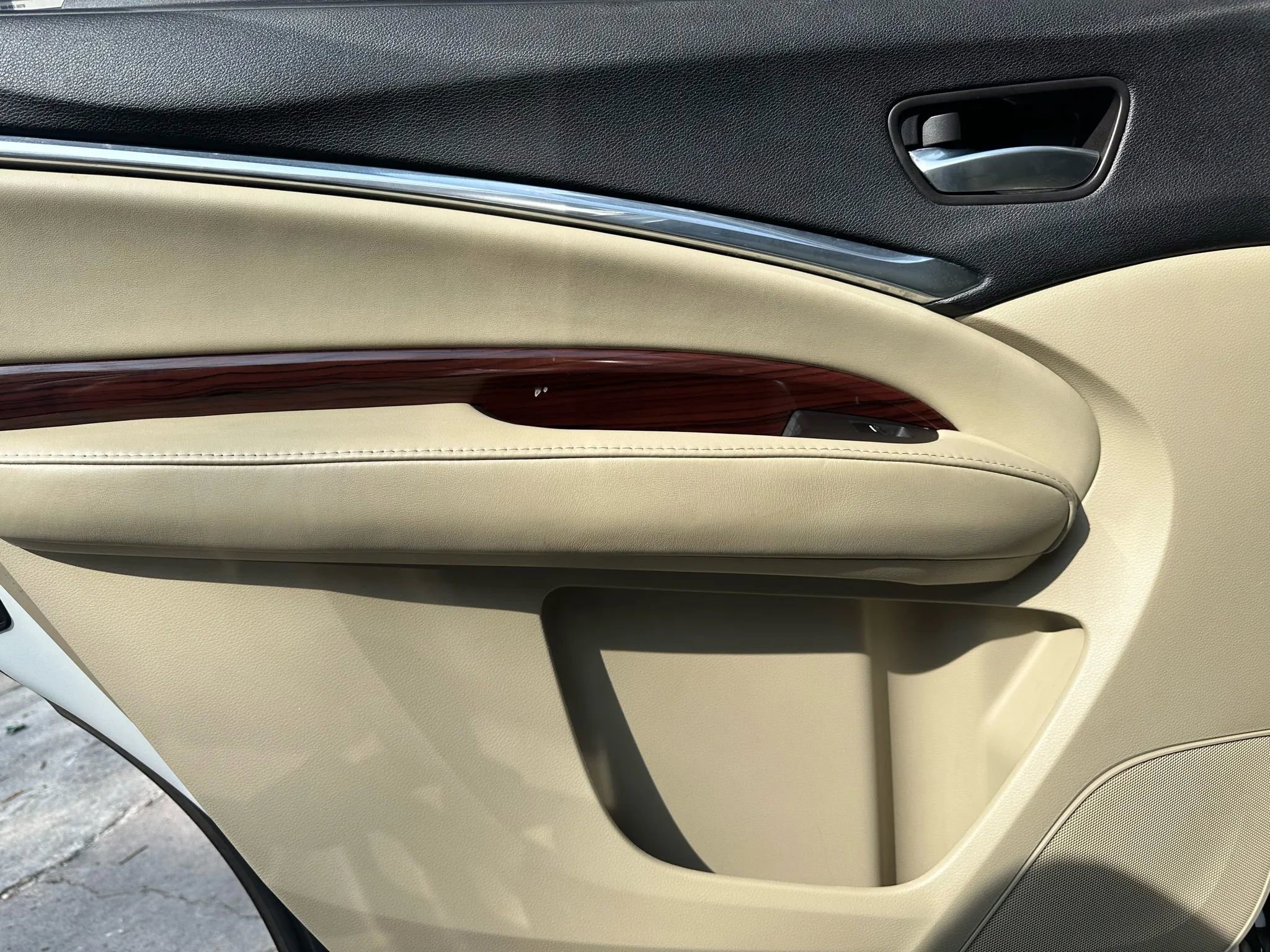 Used 2016 Acura MDX SH-AWD image 11