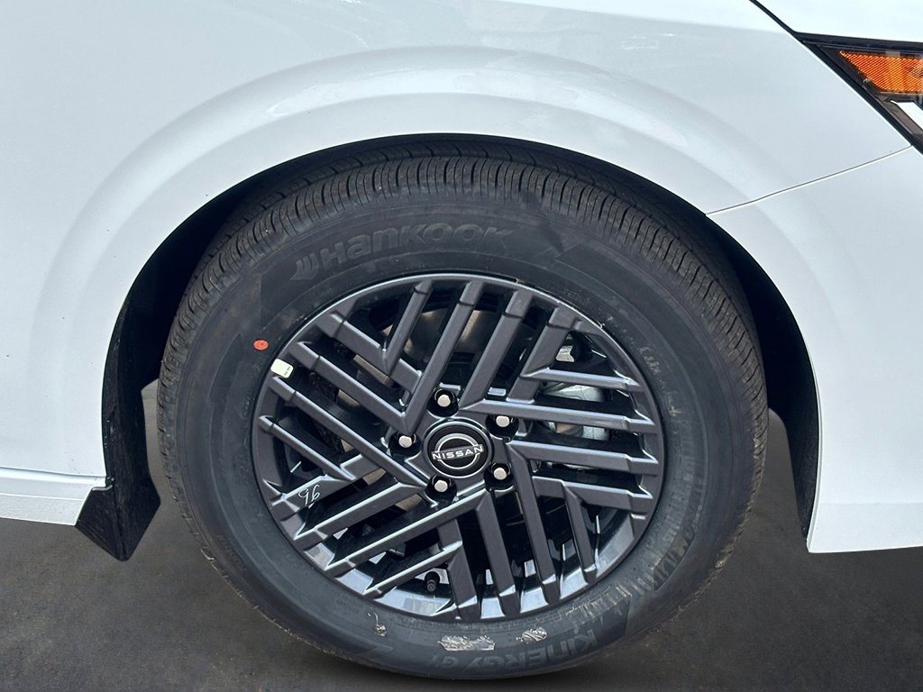 New 2027 Nissan Sentra SV FWD image 9