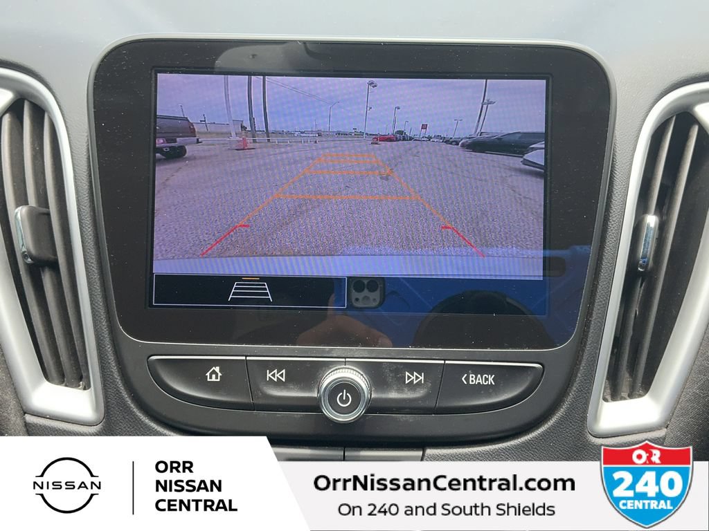 Used 2023 Chevrolet Malibu LT FWD image 24
