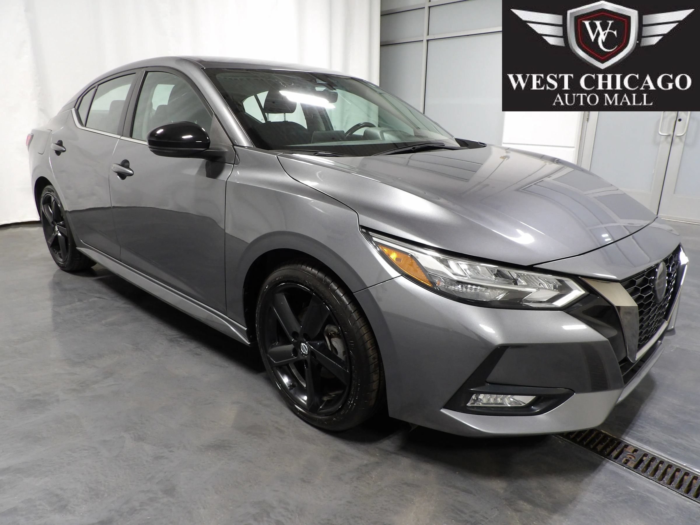 Used 2022 Nissan Sentra SR w/ Electronics Package FWD image 1