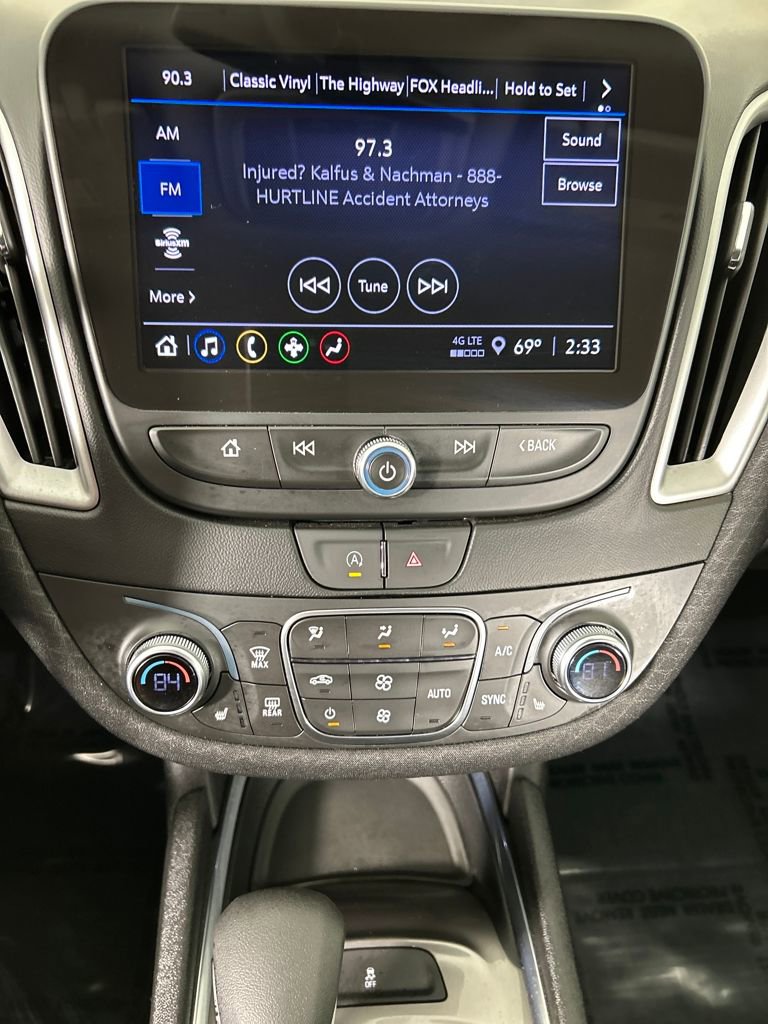 Used 2023 Chevrolet Malibu LT image 14