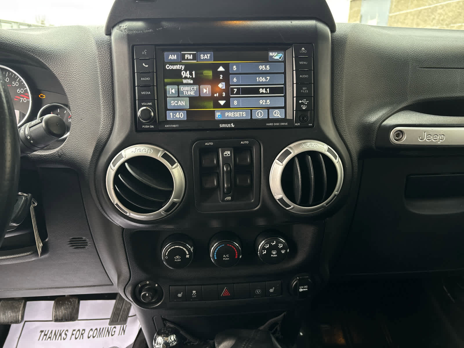 Used 2014 Jeep Wrangler Unlimited Rubicon image 15