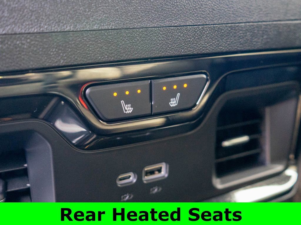 Used 2025 GMC Sierra 2500 AT4X image 15