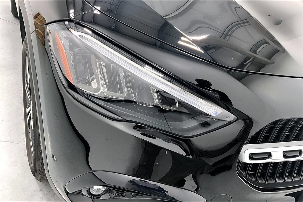 Used 2025 Mercedes-Benz GLA 250 4MATIC image 29