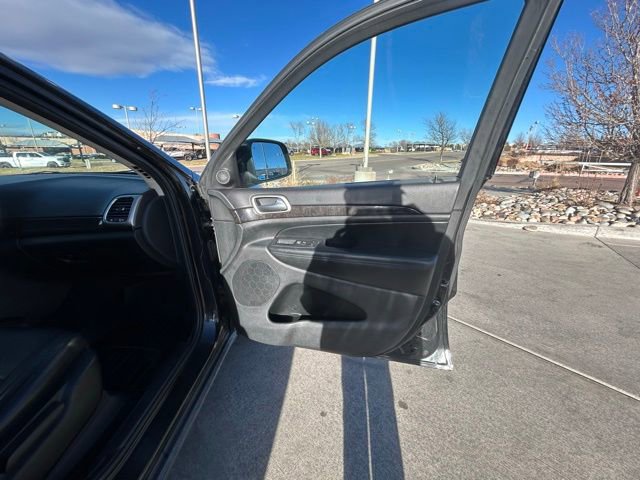 Used 2012 Jeep Grand Cherokee Laredo w/ Laredo E Group image 28