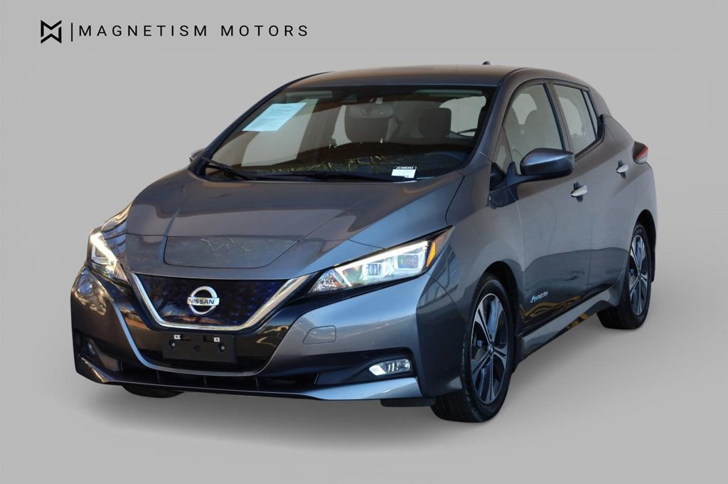 Used 2018 Nissan Leaf SV w/ SV Technology Package image 6