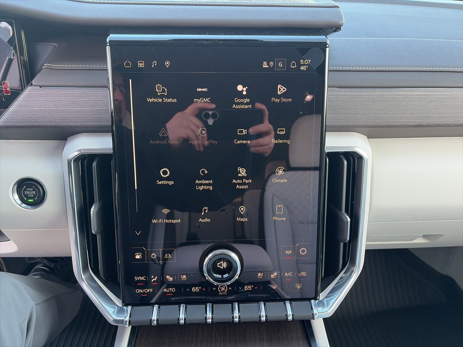 New 2026 GMC Acadia Denali w/ Super Cruise Package image 15