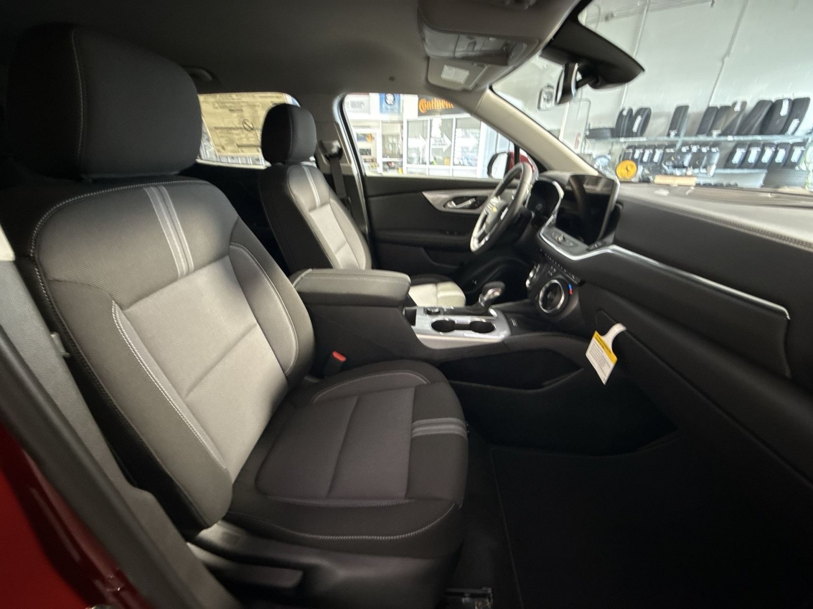 New 2026 Chevrolet Blazer LT w/ Convenience Package FWD image 27