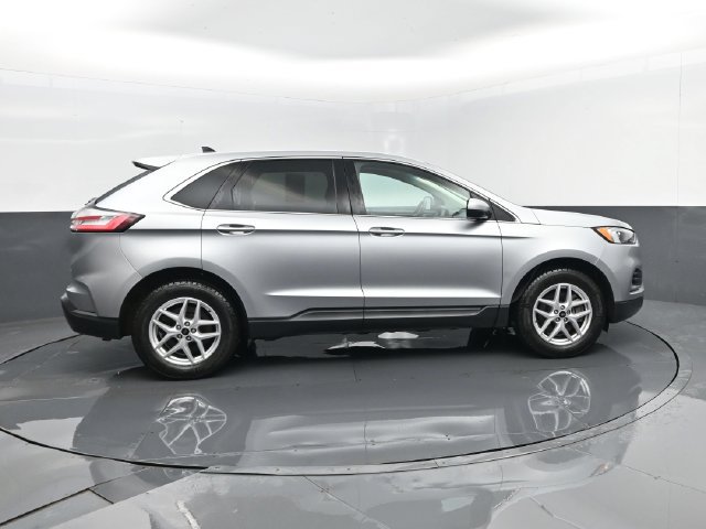 Used 2023 Ford Edge SEL AWD/4WD image 4