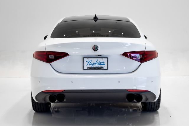 Used 2021 Alfa Romeo Giulia Ti w/ Active Assist 2 Package TI AWD/4WD image 29