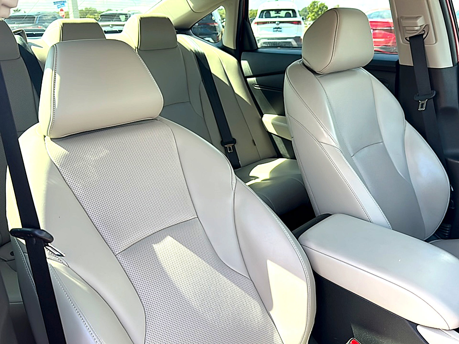 Used 2023 Honda Accord EX-L image 24