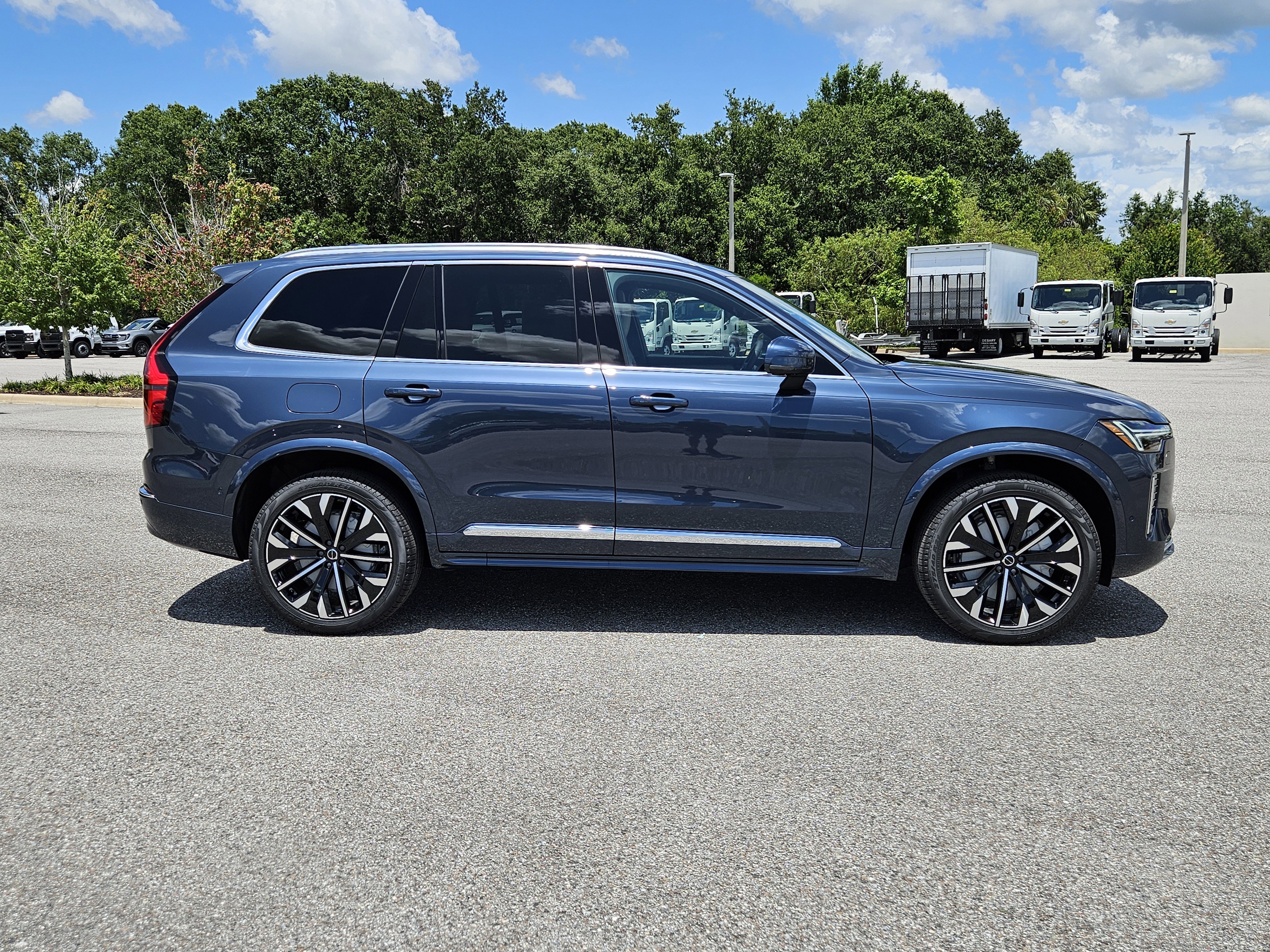 New 2026 Volvo XC90 B6 Plus image 8