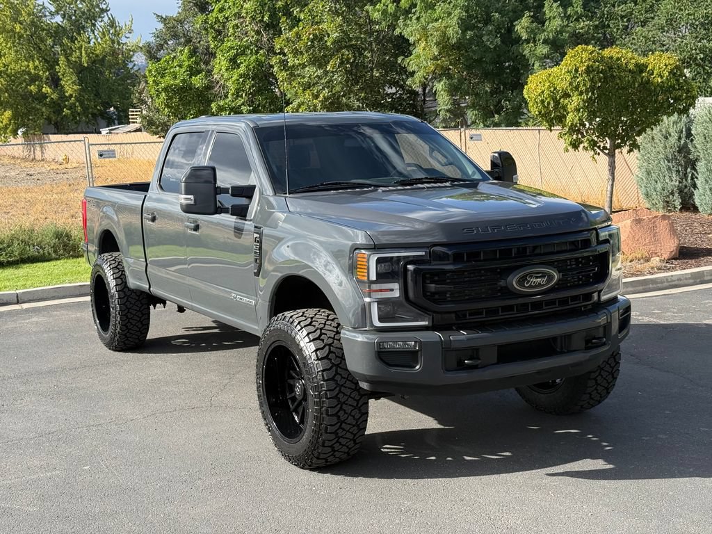 Used 2021 Ford F350 Lariat AWD/4WD image 2