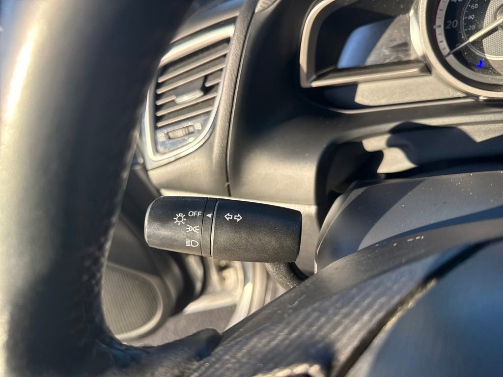 Used 2014 MAZDA MAZDA3 i Touring image 15