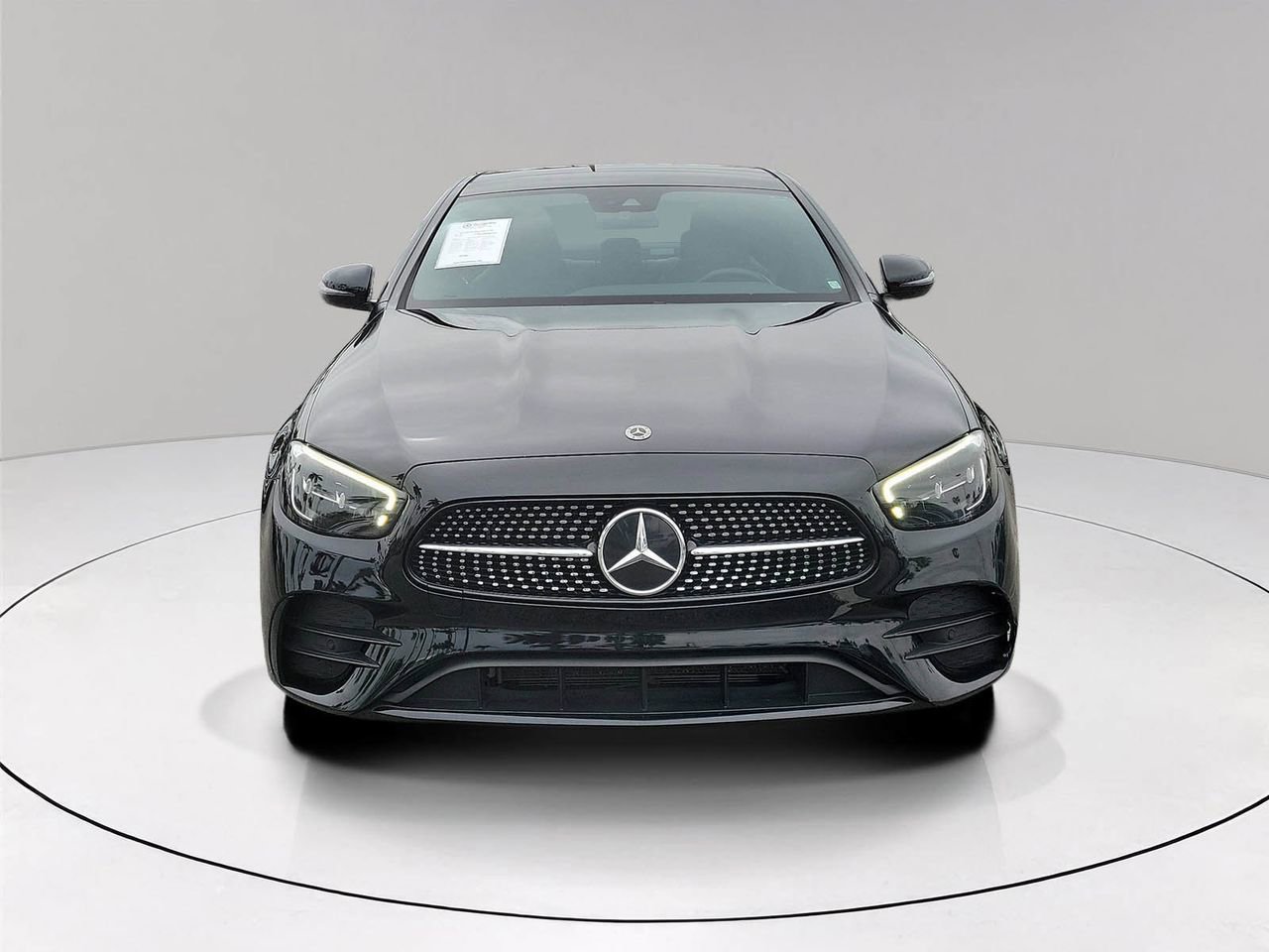 Used 2022 Mercedes-Benz E 350 Sedan image 2