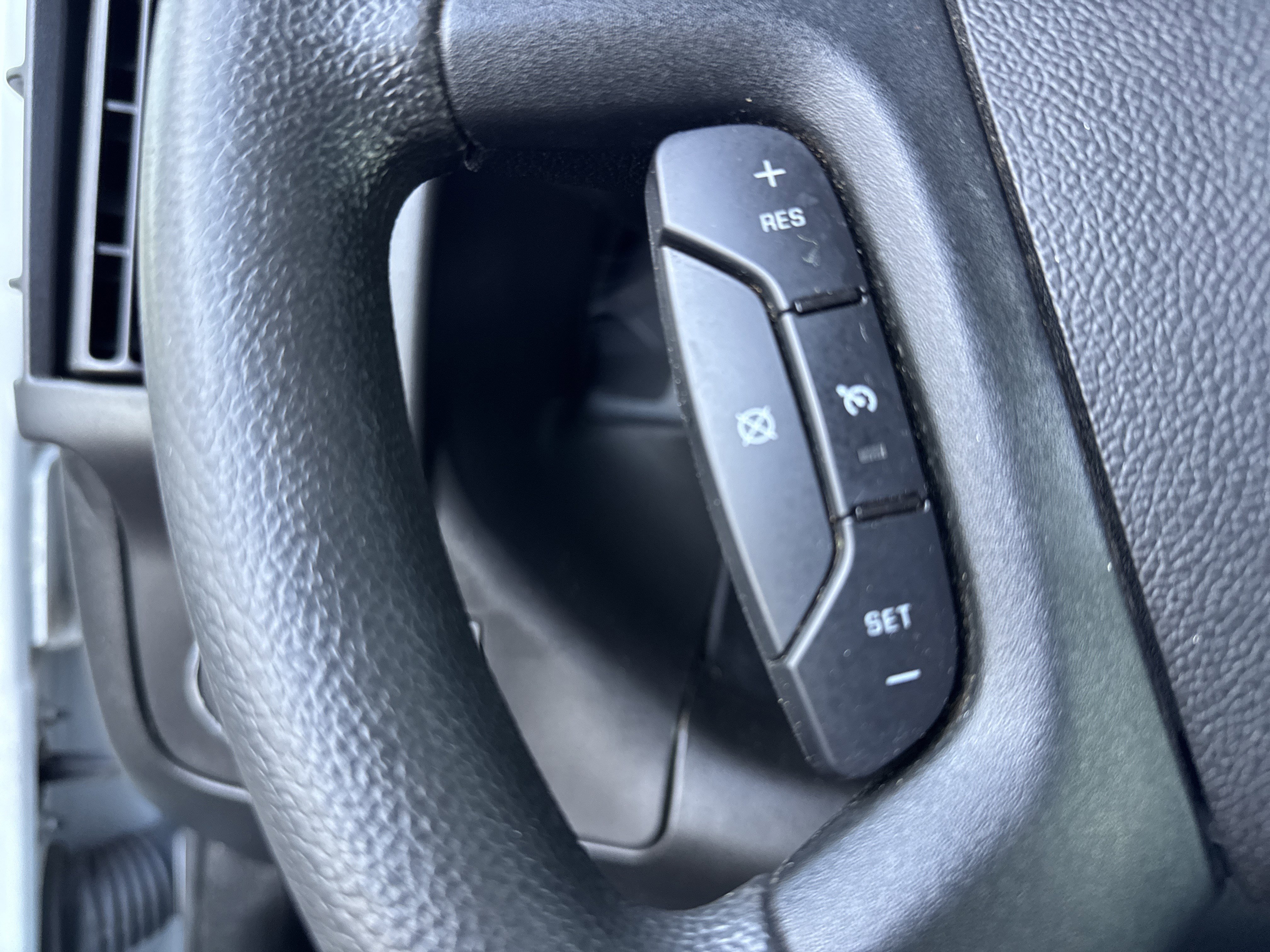 Used 2022 GMC Savana 2500 w/ Driver Convenience Package image 19