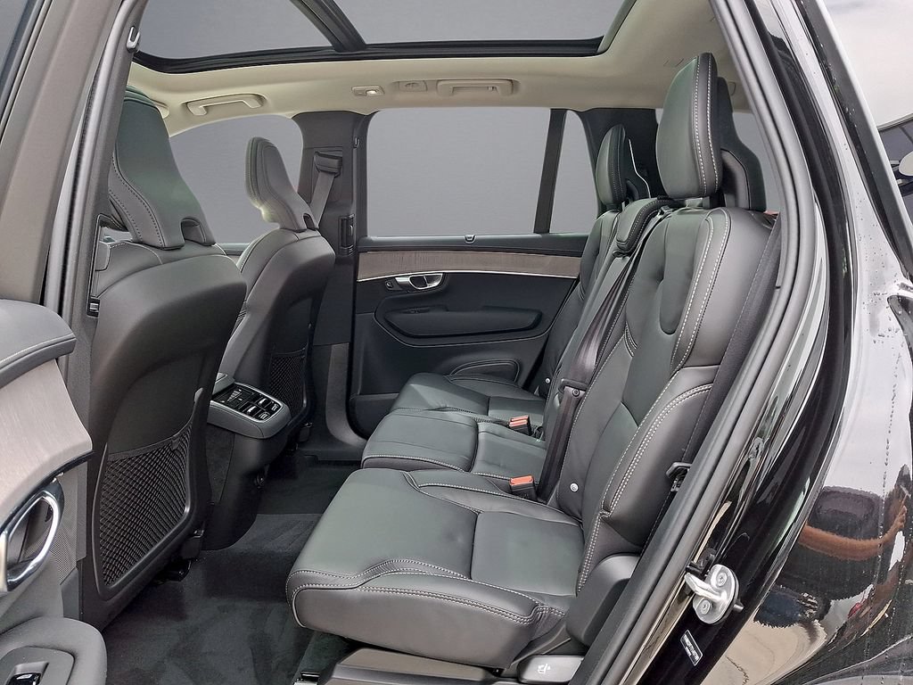 New 2026 Volvo XC90 B6 Ultra w/ Protection Package Premier AWD/4WD image 19