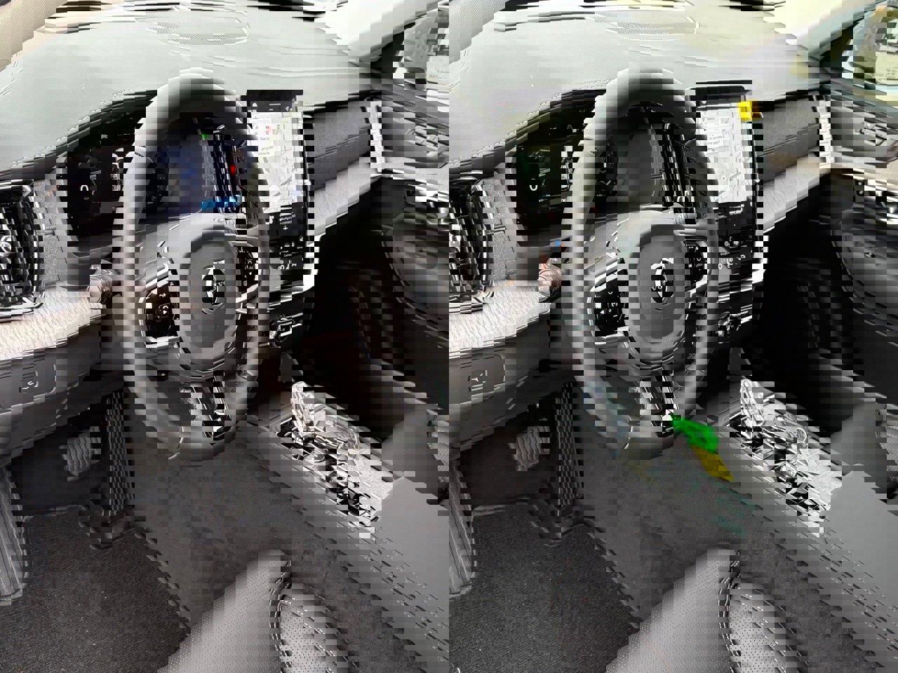 New 2026 Volvo XC90 B6 Ultra w/ Protection Package Premier image 13