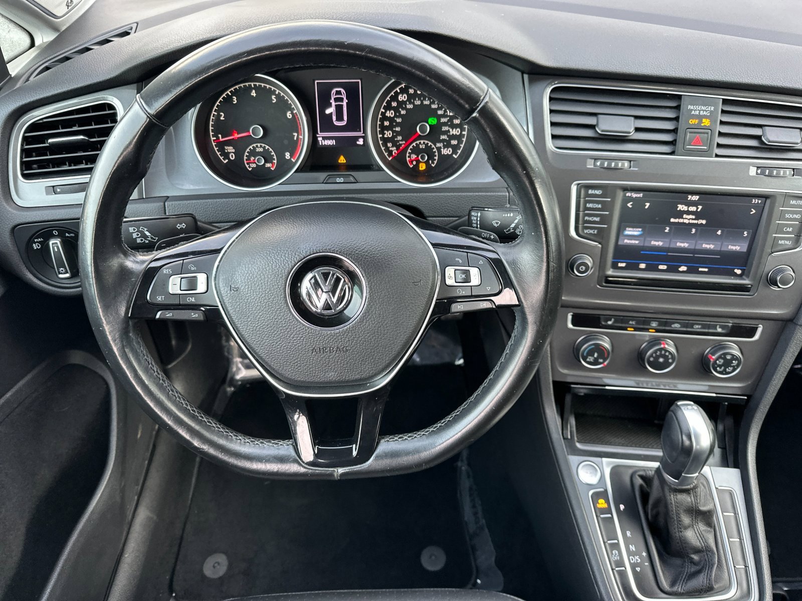 Used 2017 Volkswagen Golf Alltrack SE image 14