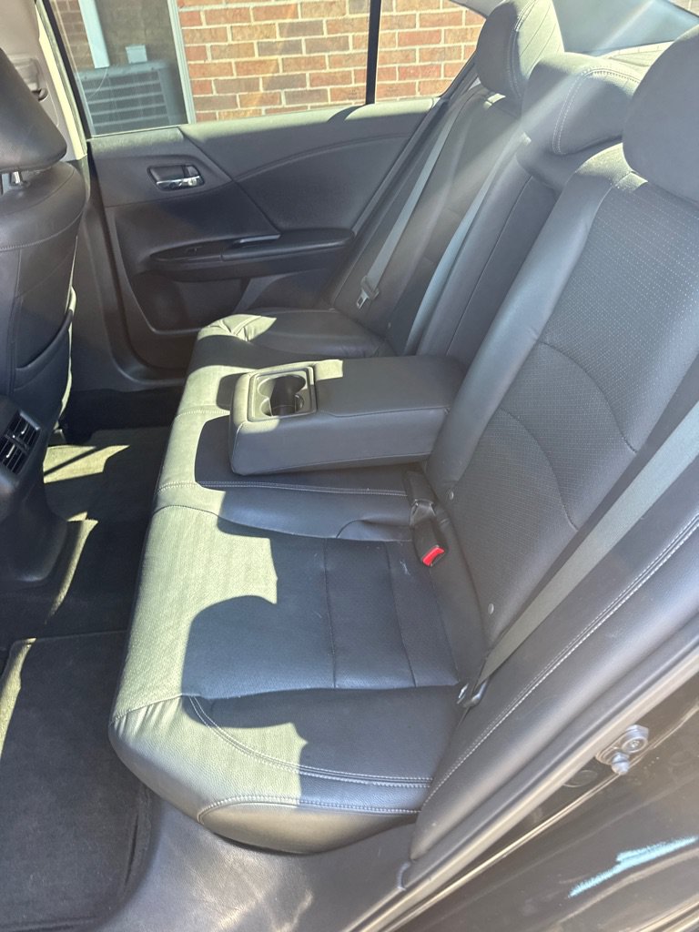 Used 2015 Honda Accord EX-L image 9