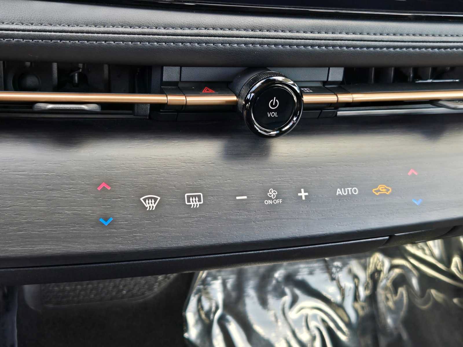 Used 2024 Nissan Ariya FWD image 19