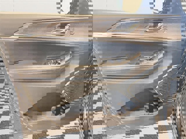 Used 2021 Jeep Grand Cherokee L Limited w/ MOPAR Finishing Package image 33