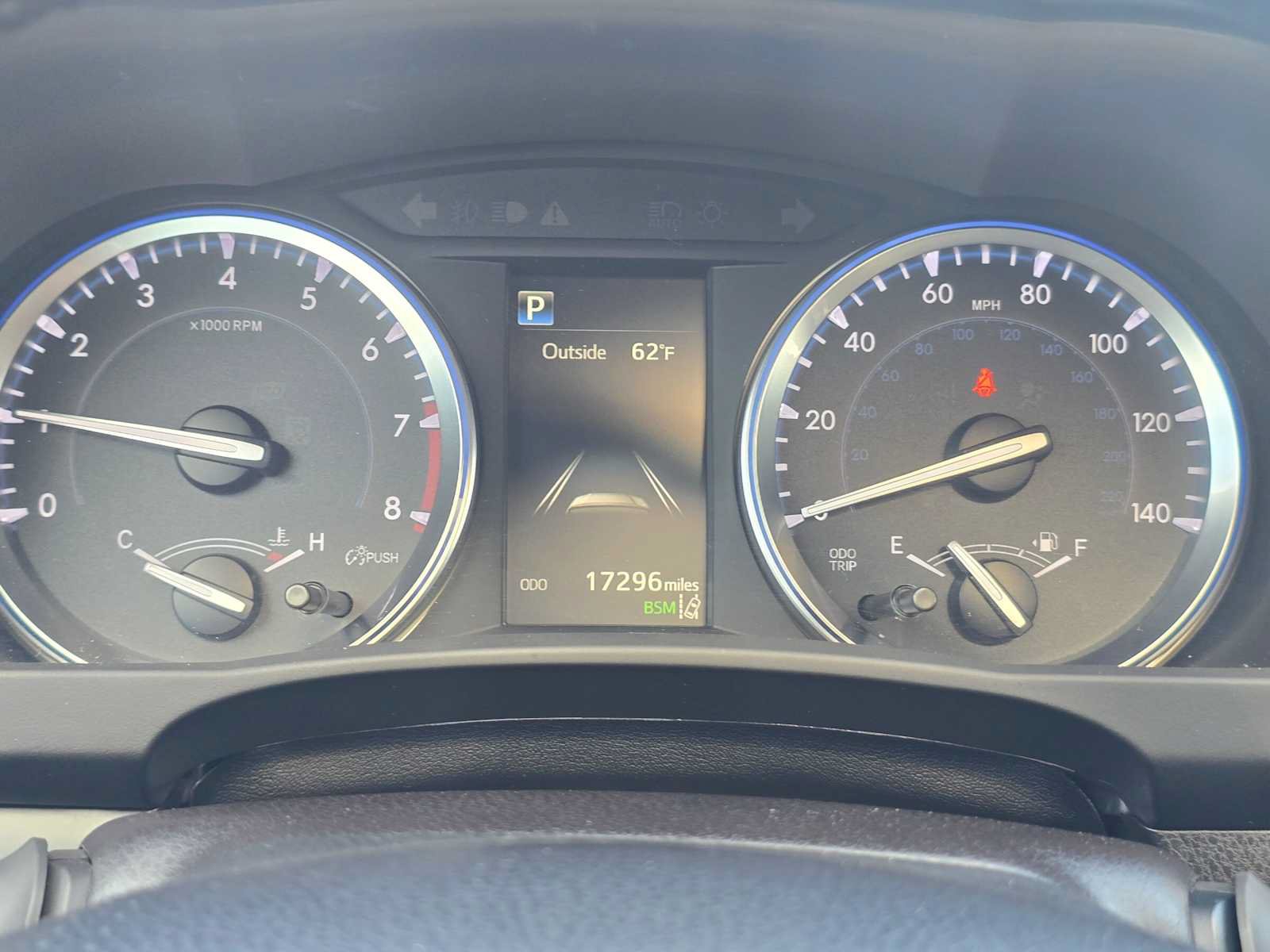 Used 2019 Toyota Highlander XLE AWD/4WD image 26