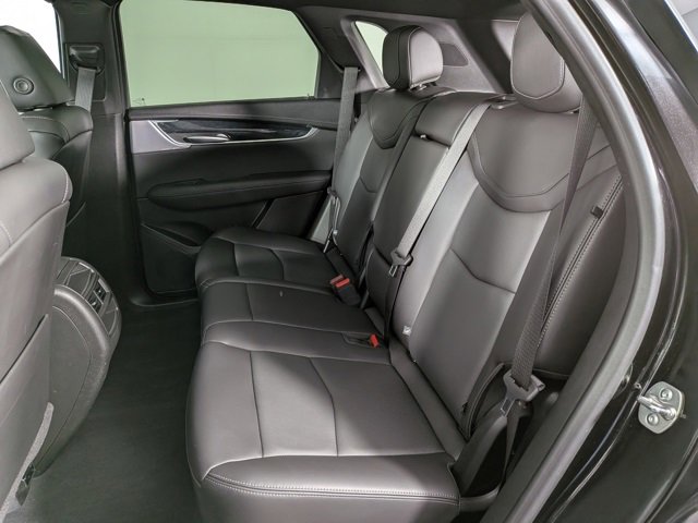 Certified 2025 Cadillac XT5 Premium Luxury w/ LPO, Floor Liner Package image 27
